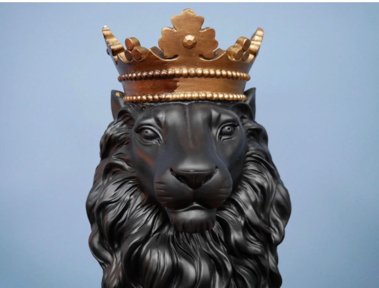 New Stunning Black Lion with Kings Crown, Black Lion Ornament with Crown