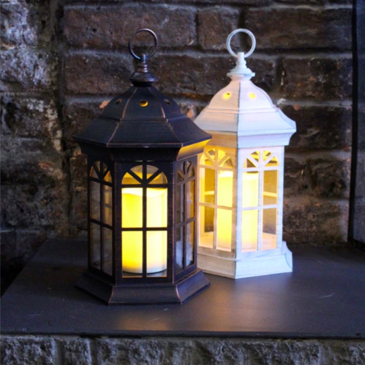Dusk To Dawn Plastic Lantern Medium - SLCANDLE