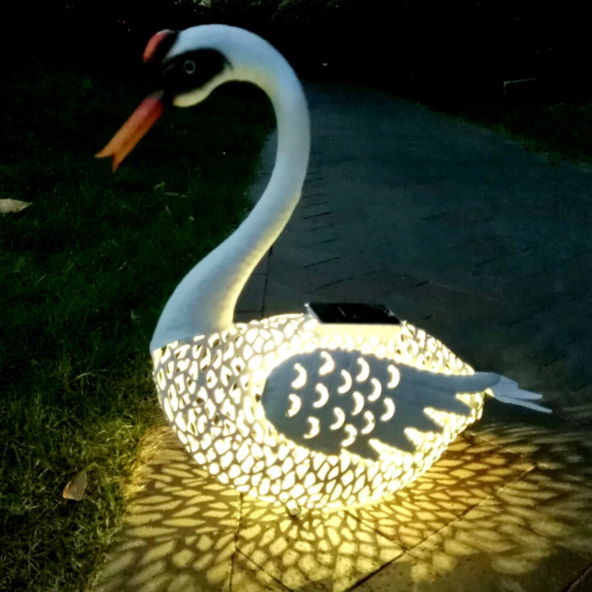 Solar Powered Swan Outdoor Waterproof Metal Garden