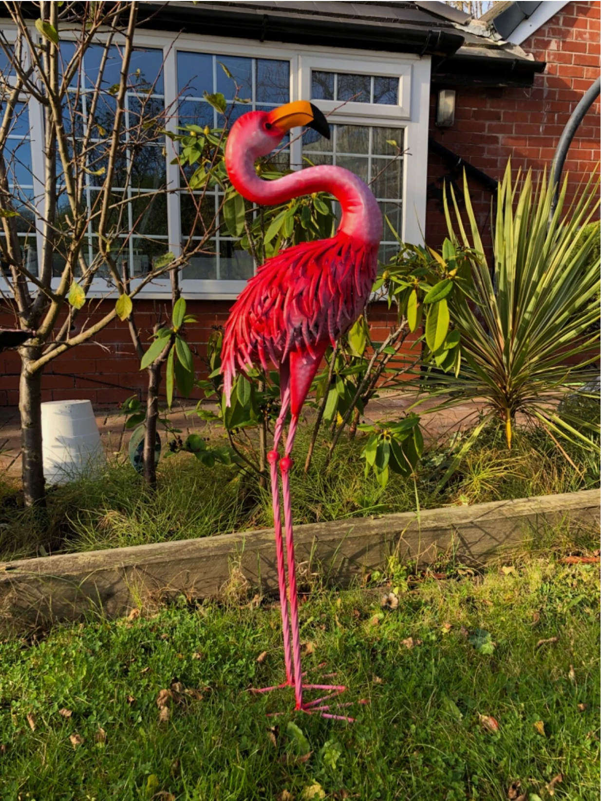 Metal Pink Flamingo Twisted Neck