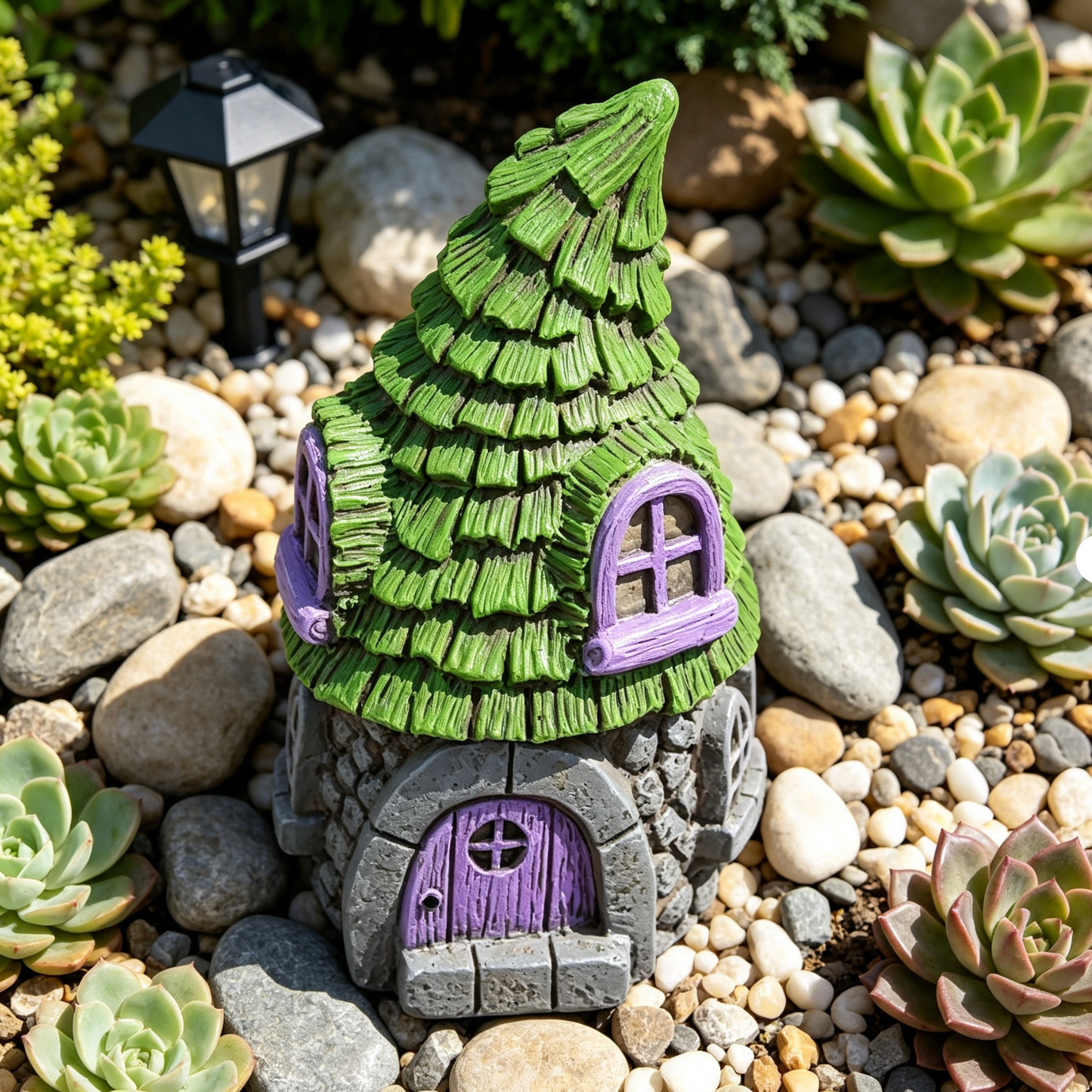 Conifer Casa 11 x 10 x 18cm - Secret Fairy Garden House Magic Resin Decorations